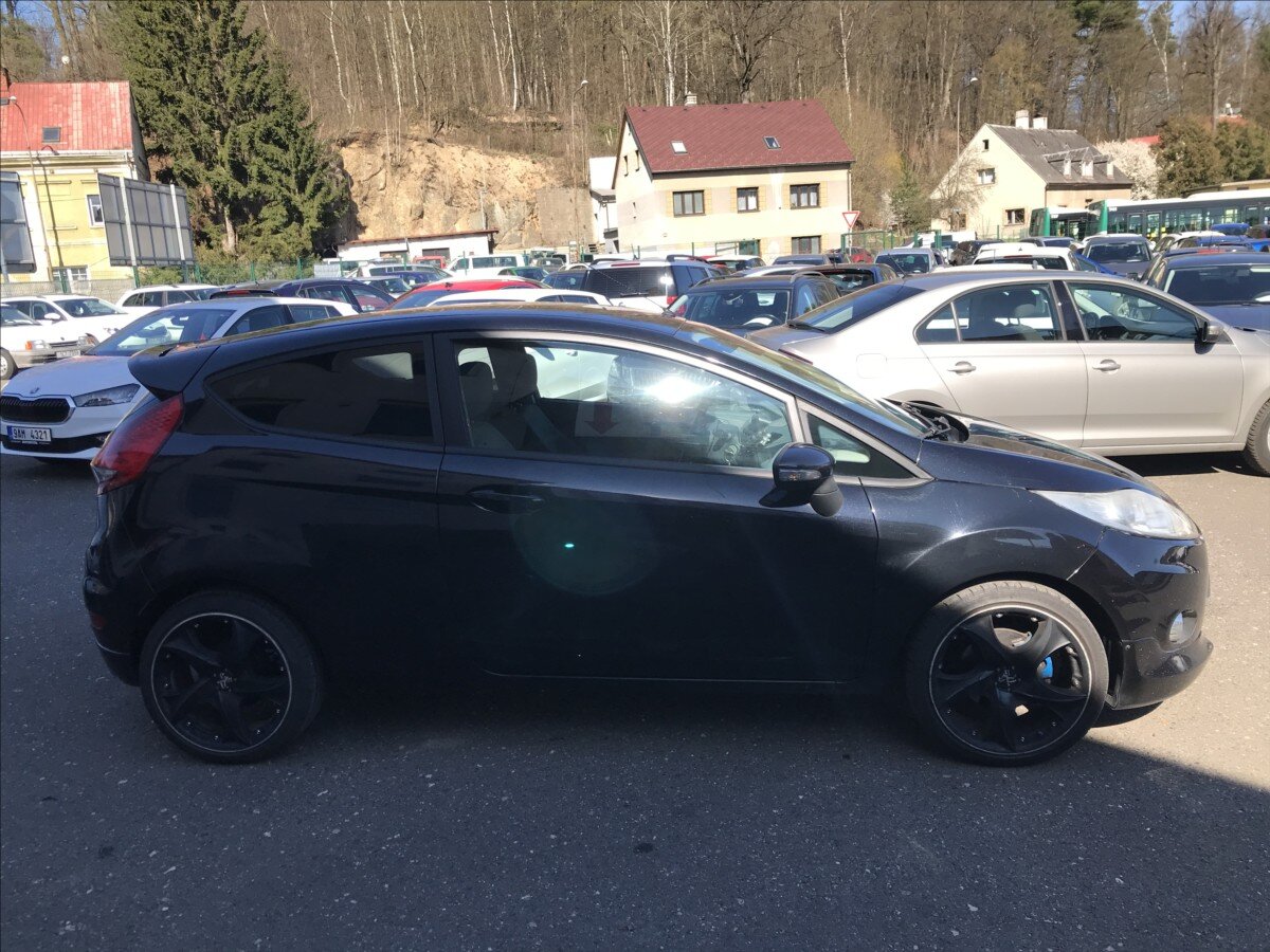 Ford Fiesta Hatchback 1,6 l 88 kw