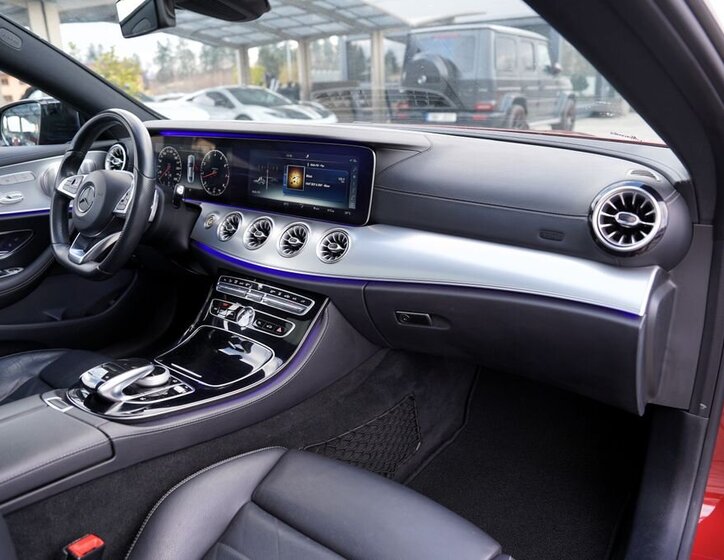 Mercedes-Benz Třídy E 25