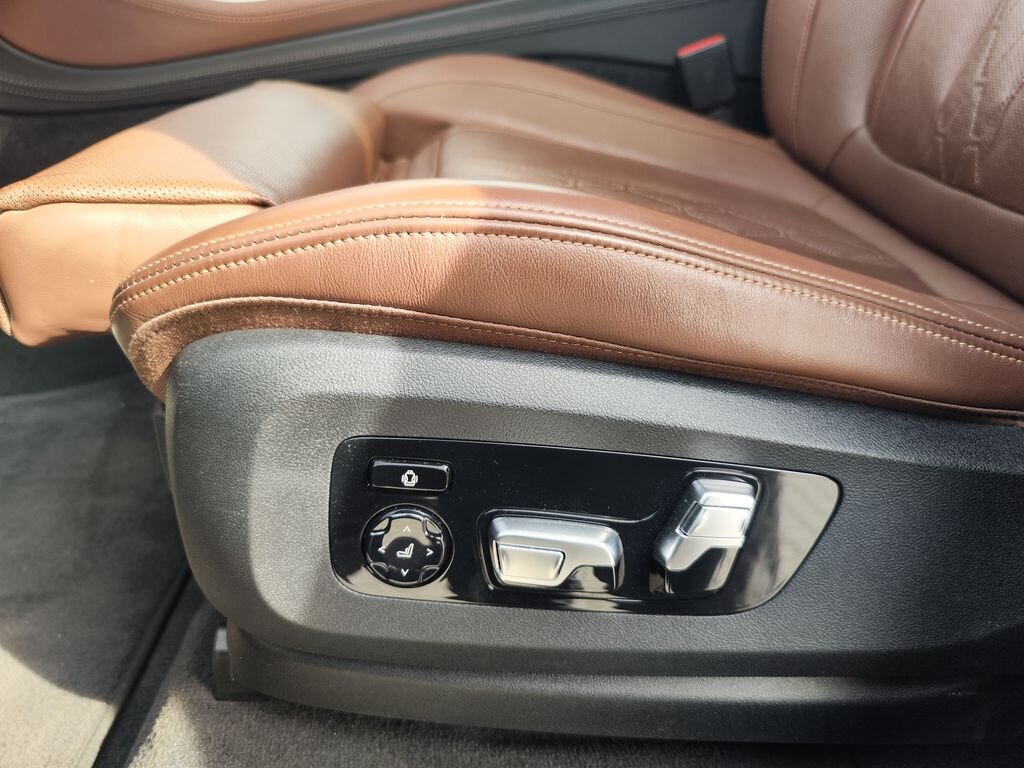 BMW X5 SUV / Terénní 3,0 l 250 kw