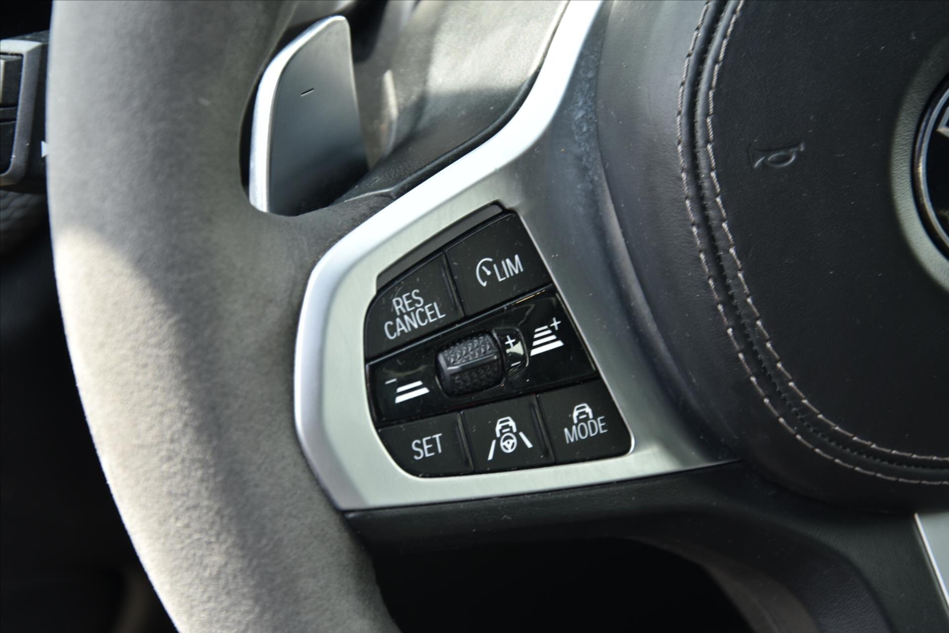 BMW X5 SUV / Terénní 3,0 l 195 kw