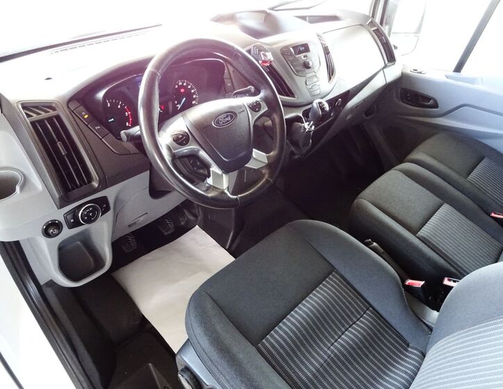 Ford Transit 21