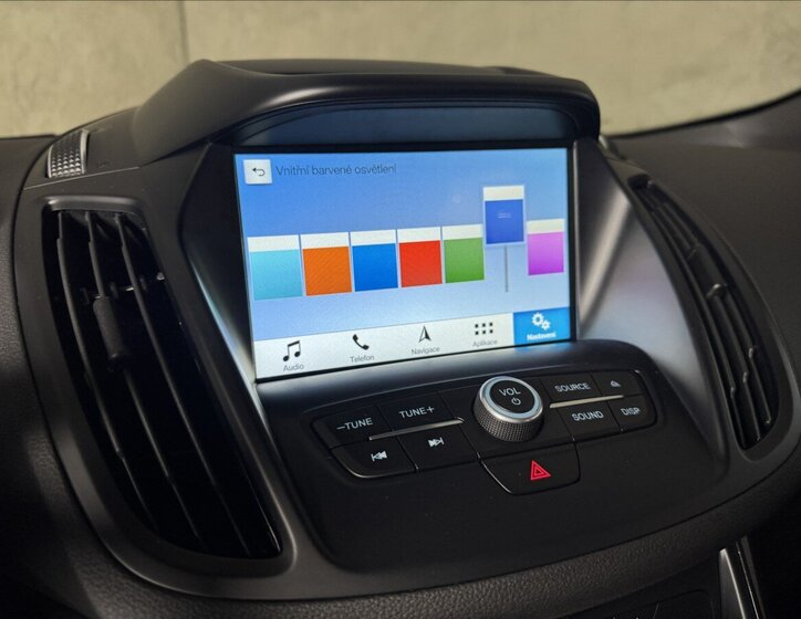 Ford Kuga SUV 2,0 l 178 kw