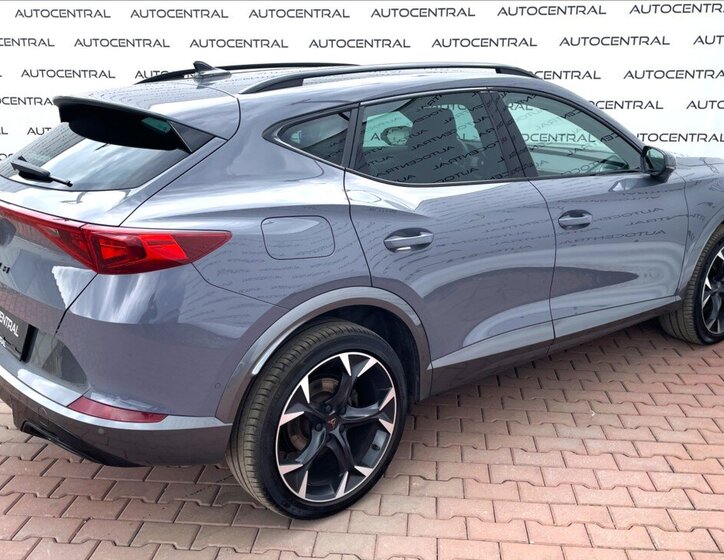 Cupra Formentor SUV / Terénní 1,5 l 110 kw
