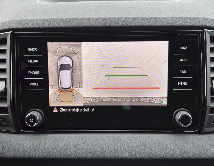 Škoda Karoq SUV / Terénní 1,5 l 110 kw