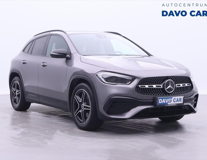 Mercedes-Benz GLA 1