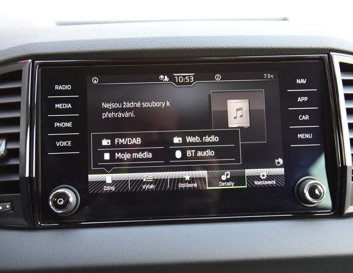 Škoda Karoq SUV 1,5 l 110 kw