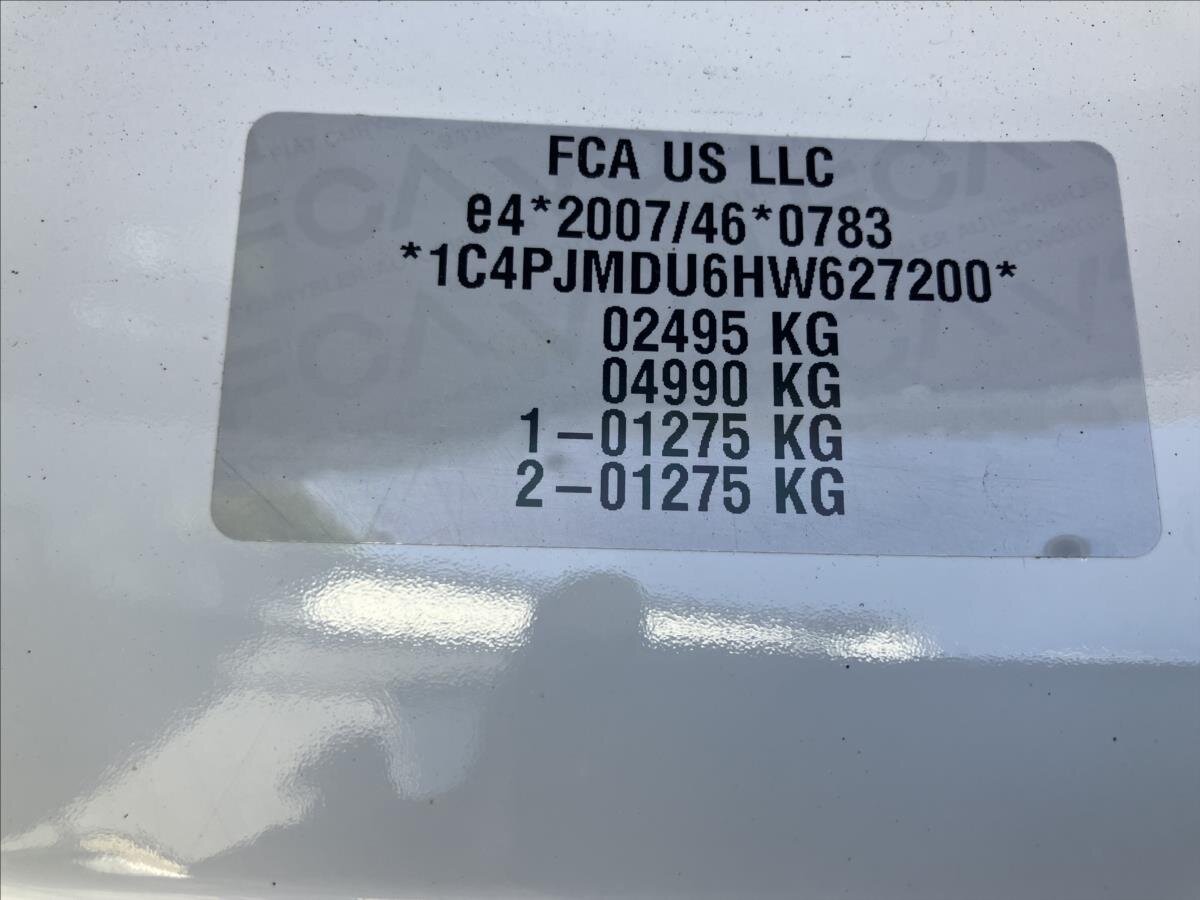 Jeep Cherokee SUV 2,2 l 147 kw