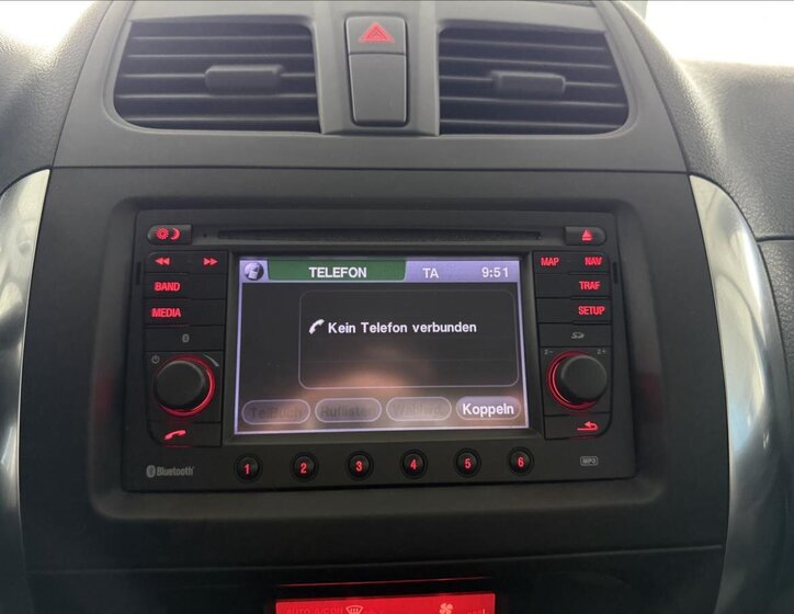 Suzuki SX4 Hatchback 2,0 l 99 kw