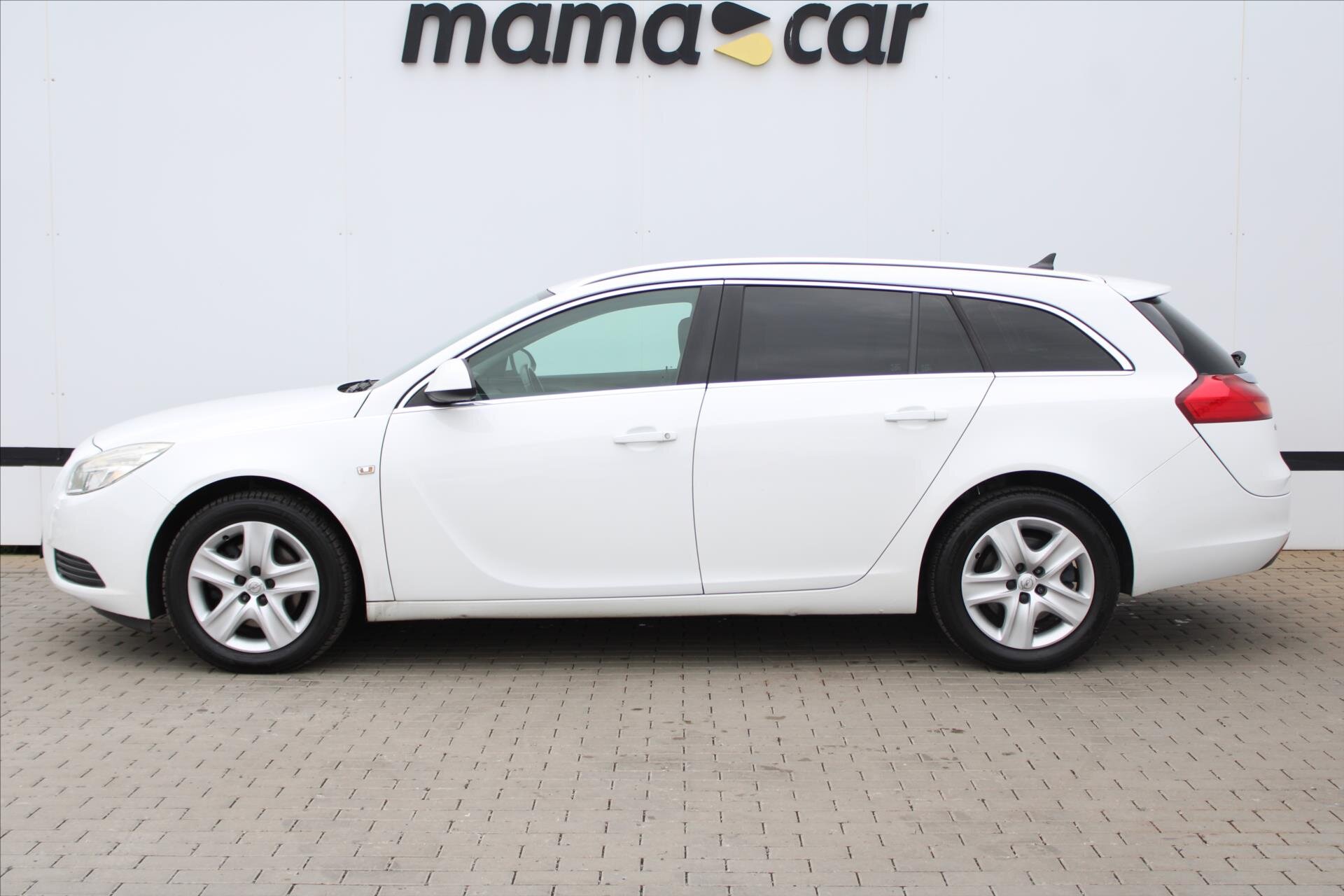 Opel Insignia Kombi 2,0 l 118 kw
