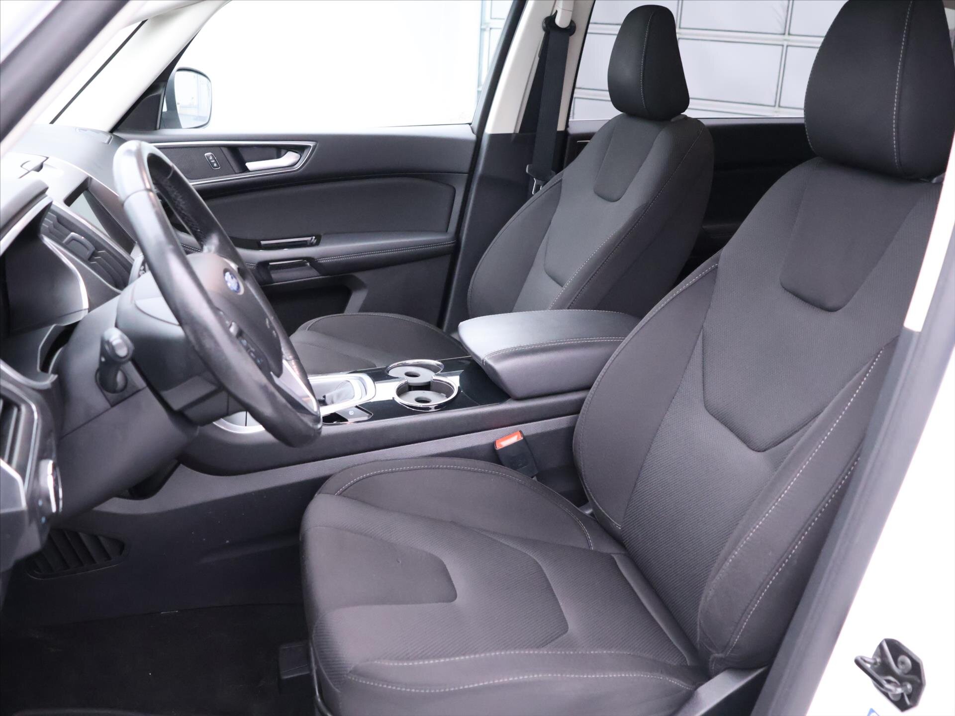 Ford S-MAX MPV 2,0 l 132 kw