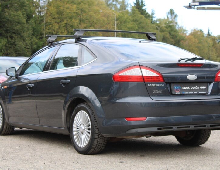 Ford Mondeo Liftback 2,0 l 103 kw