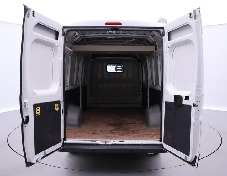 Peugeot Boxer 9