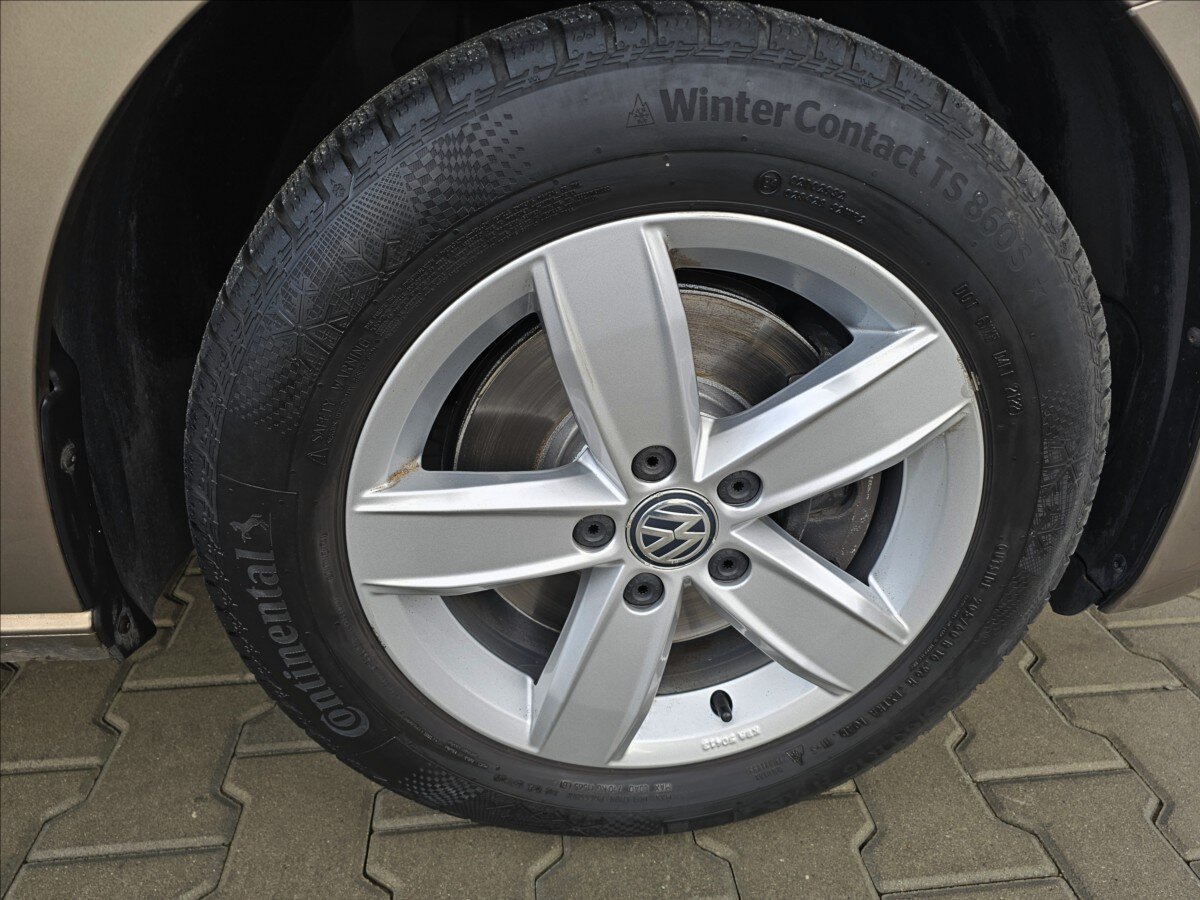 Volkswagen Touran Kombi 1,4 l 110 kw