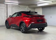 Toyota C-HR Hatchback 1,8 l 90 kw