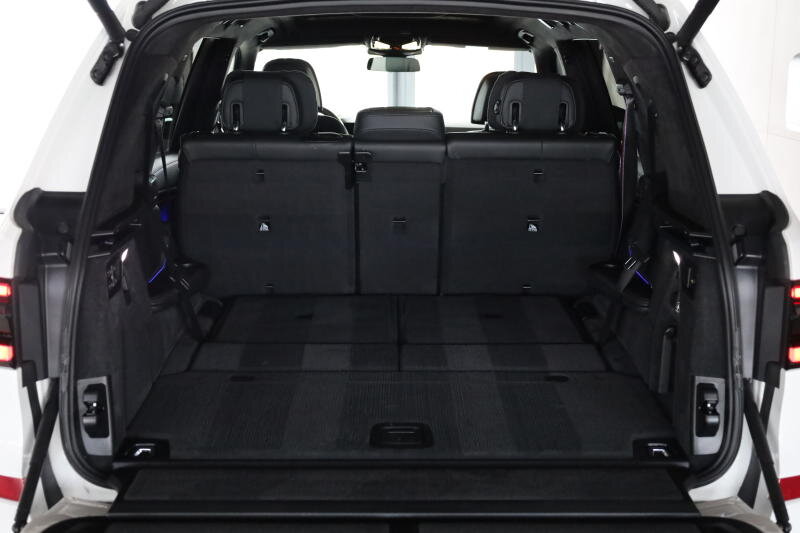 BMW X7 SUV 3,0 l 259 kw