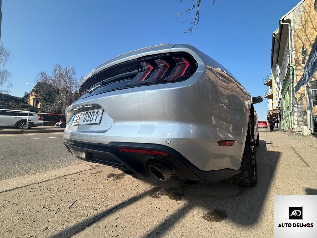 Ford Mustang Kupé 2,3 l 231 kw