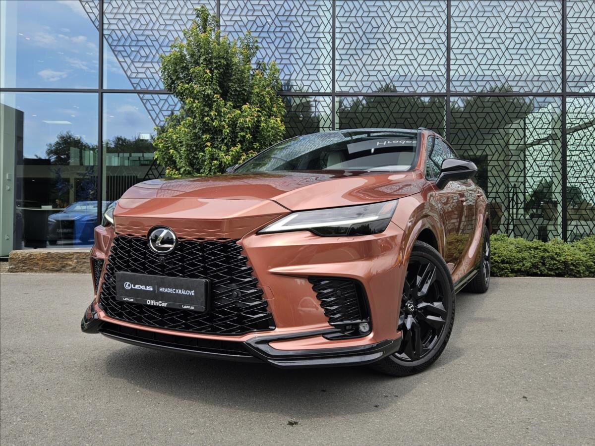 Lexus RX 500h SUV / Terénní 2,4 l 273 kw