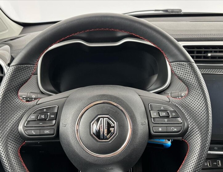 MG ZS SUV / Terénní 1,5 l 78 kw