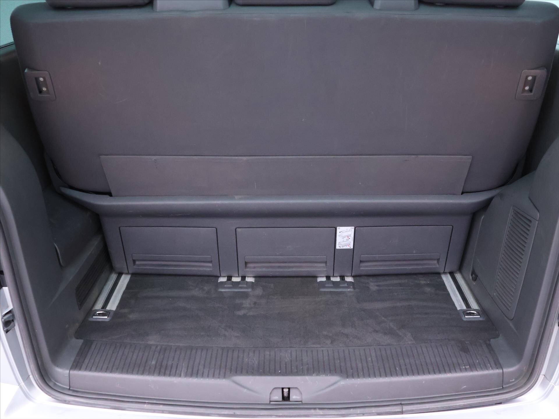 Volkswagen Multivan Kombi 2,0 l 103 kw