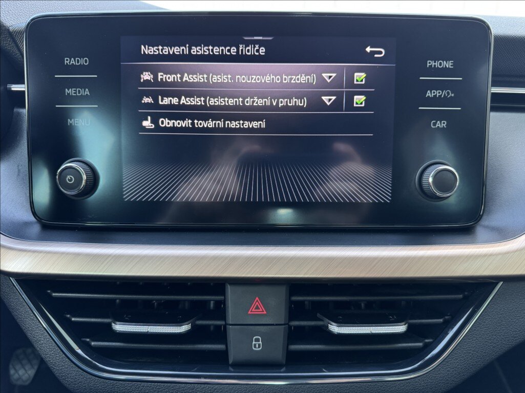 Škoda Scala Hatchback 1,5 l 110 kw