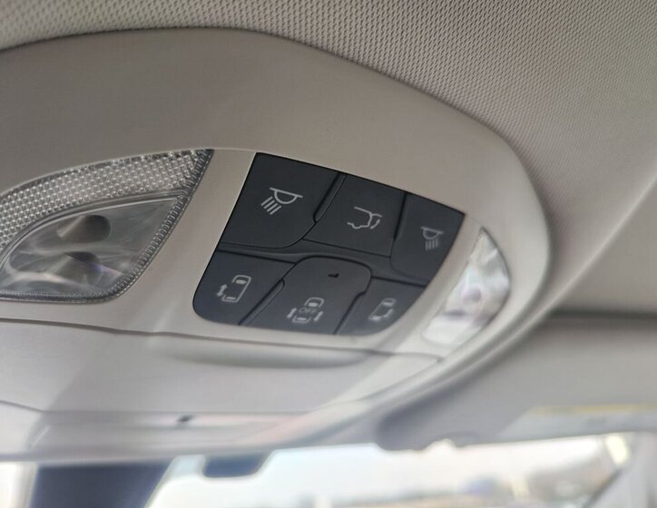 Chrysler Pacifica MPV 3,6 l 214 kw