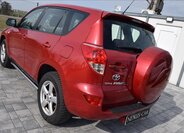 Toyota RAV4 SUV / Terénní 2,2 l 100 kw