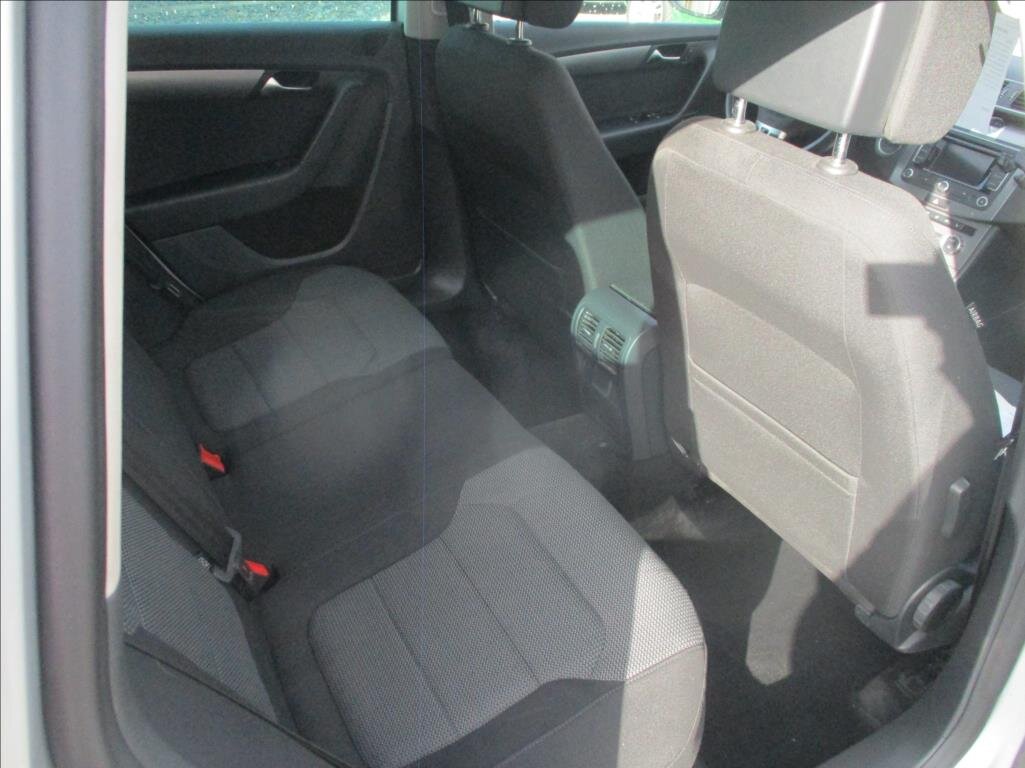 Volkswagen Passat Kombi 1,4 l 90 kw