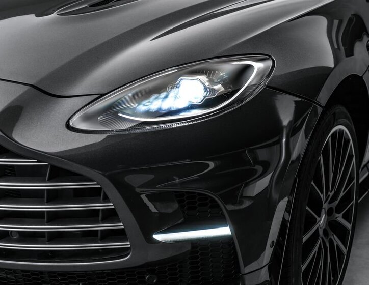 Aston Martin Ostatní SUV 4,0 l 520 kw