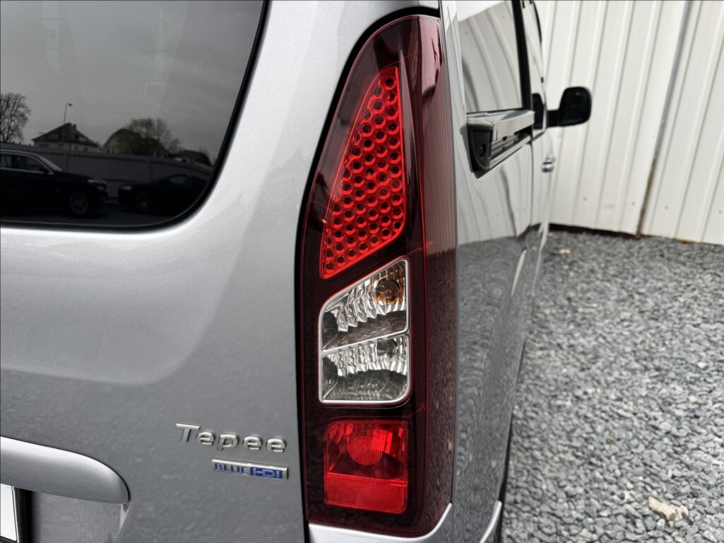 Peugeot Partner Tepee Kombi 1,6 l 88 kw