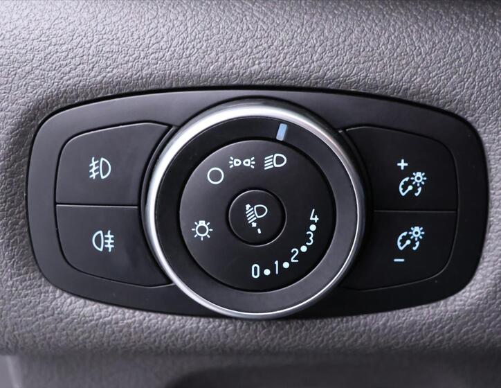 Ford Transit Custom 13