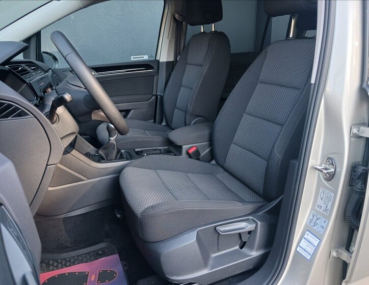 Volkswagen Touran 10