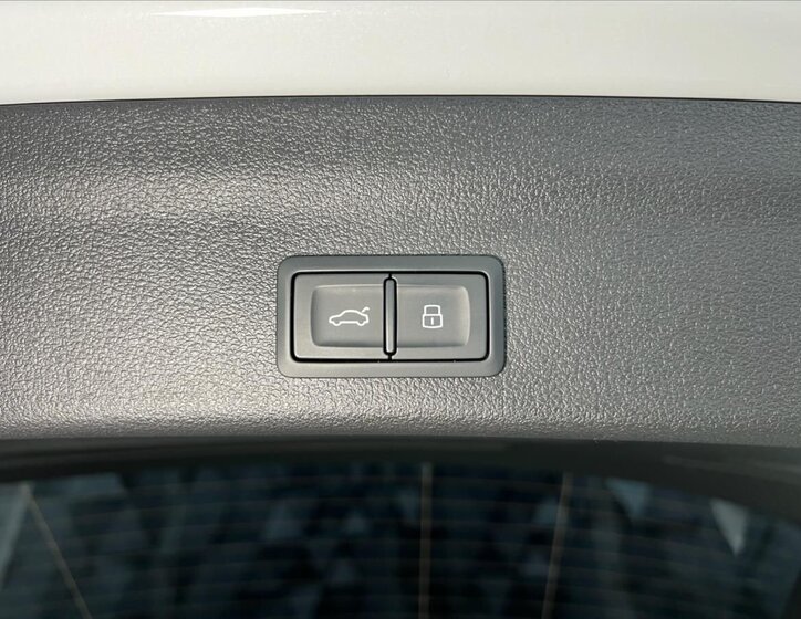 Audi A6 Allroad Kombi 3,0 l 210 kw