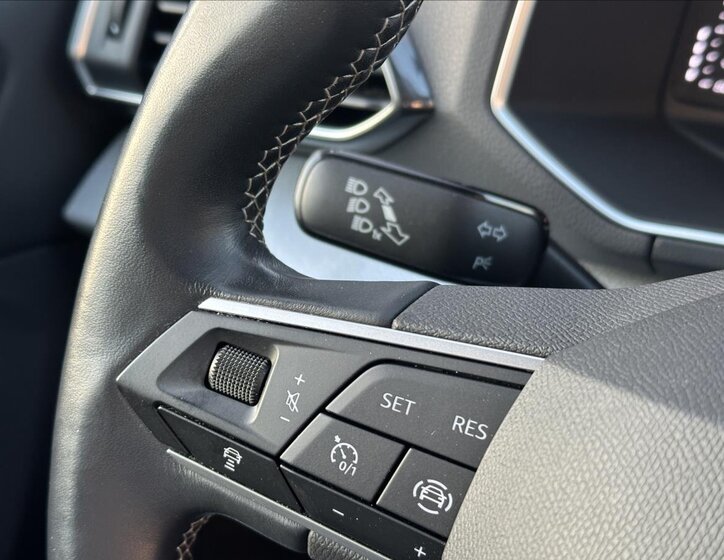 Seat Tarraco SUV / Terénní 1,5 l 110 kw