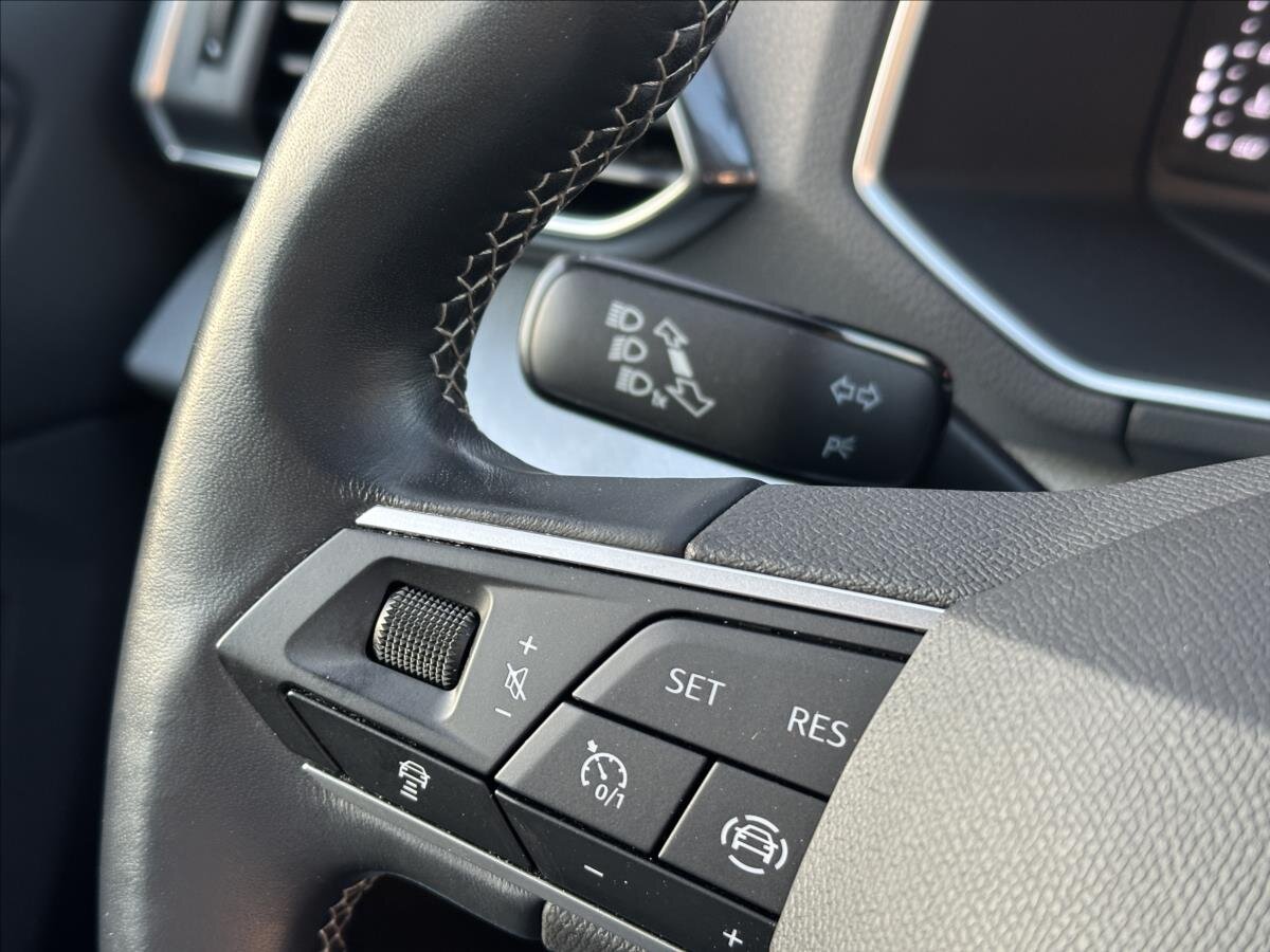 Seat Tarraco SUV / Terénní 1,5 l 110 kw