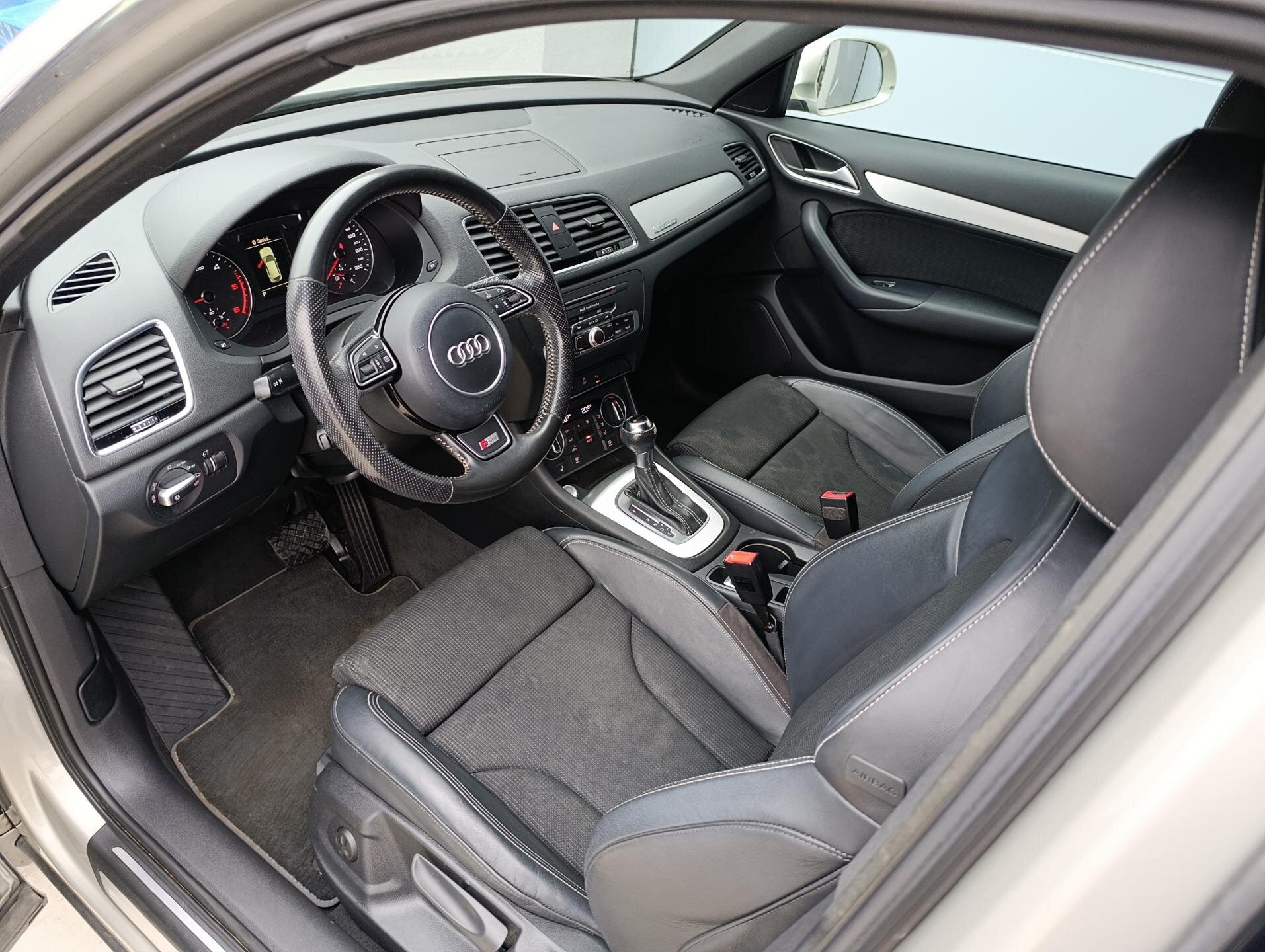 Audi Q3 SUV / Terénní 2,0 l 110 kw