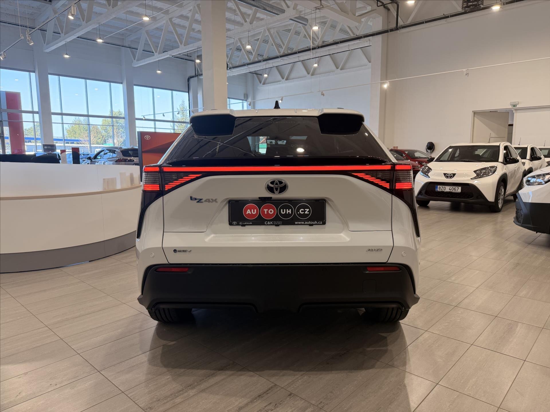 Toyota bZ4X SUV / Terénní 0,0 252 kw