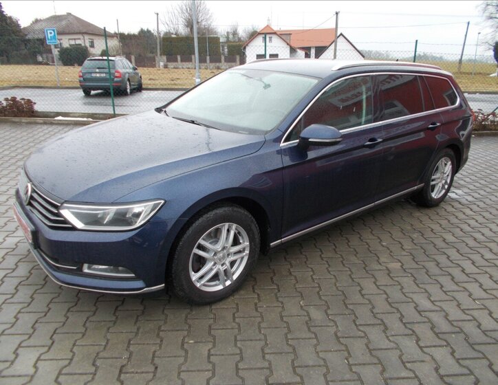 Volkswagen Passat Kombi 1,4 l 110 kw