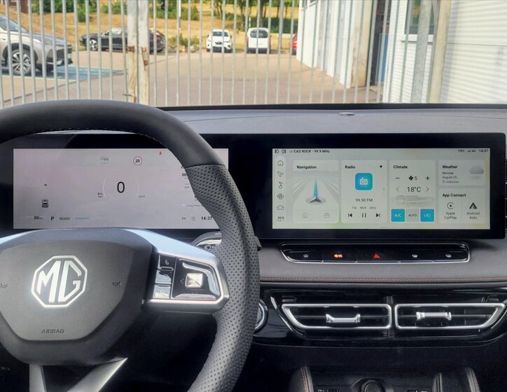 MG HS SUV / Terénní 1,5 l 105 kw