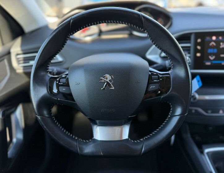 Peugeot 308 Kombi 1,2 l 81 kw