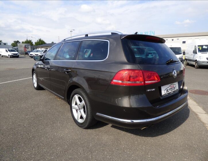 Volkswagen Passat Kombi 2,0 l 130 kw