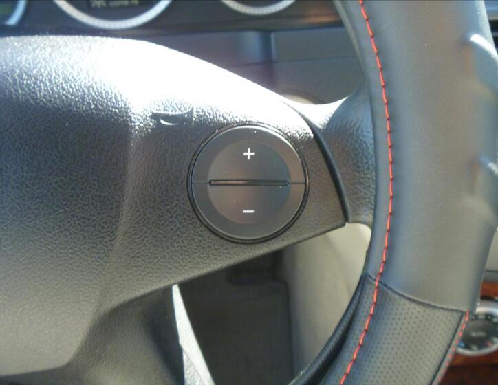 Mercedes-Benz Třídy C Kombi 2,1 l 100 kw