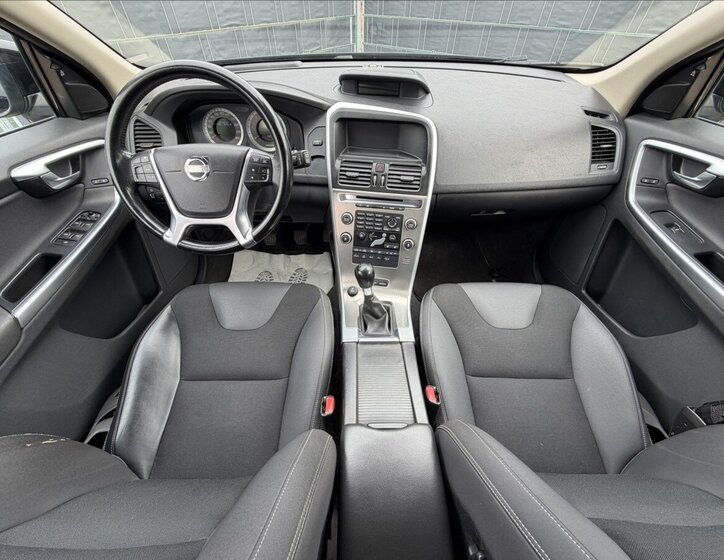 Volvo XC60 SUV / Terénní 2,4 l 165 kw