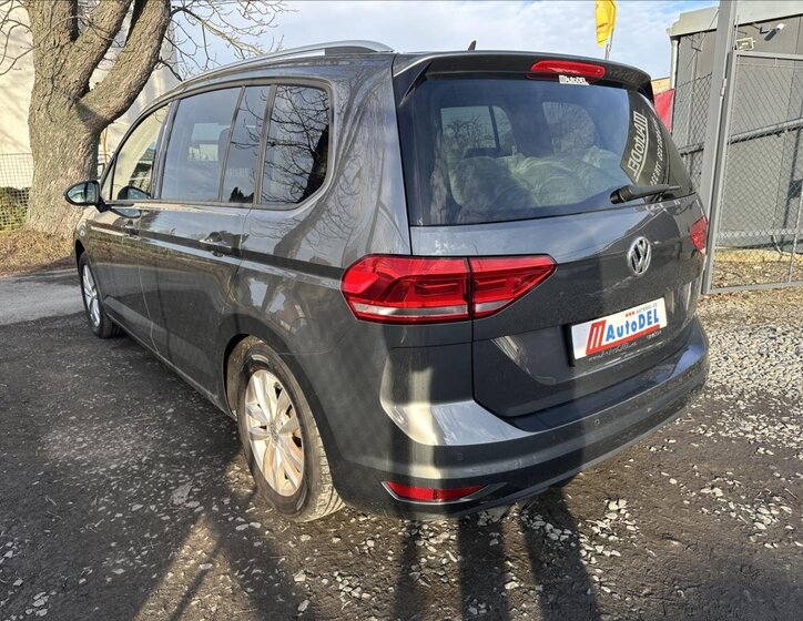Volkswagen Touran MPV 2,0 l 110 kw