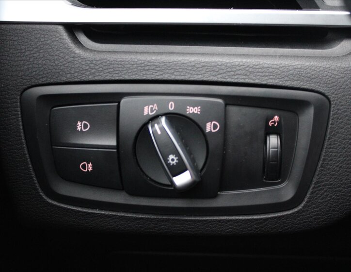 BMW X1 SUV 2,0 l 110 kw