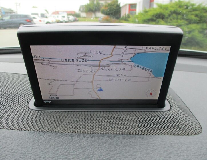 Volvo XC70 Kombi 2,4 l 151 kw