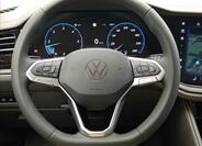 Volkswagen Touareg 12