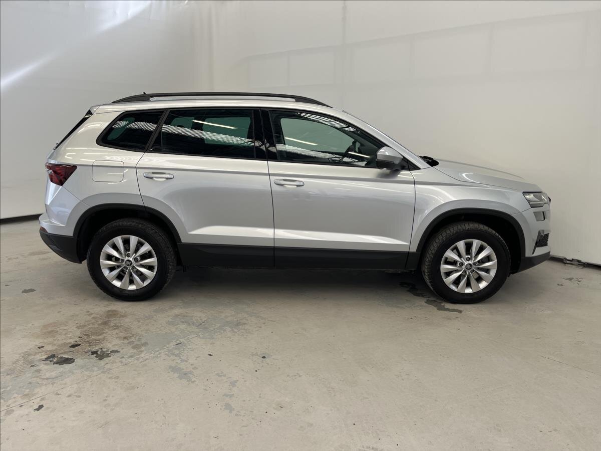 Škoda Karoq SUV 1,5 l 110 kw