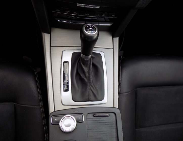 Mercedes-Benz Třídy E Sedan / Limuzína 2,1 l 125 kw