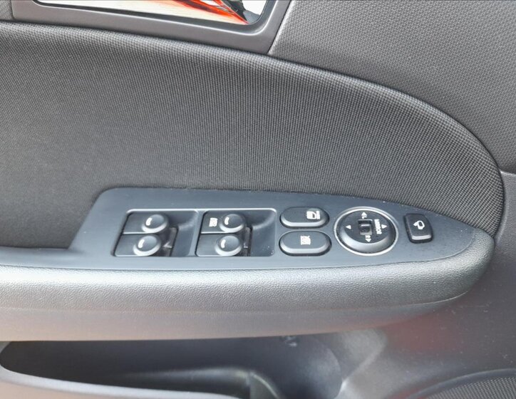 Hyundai i30 Hatchback 1,4 l 80 kw