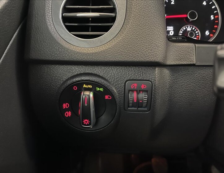 Volkswagen Tiguan SUV 2,0 l 81 kw